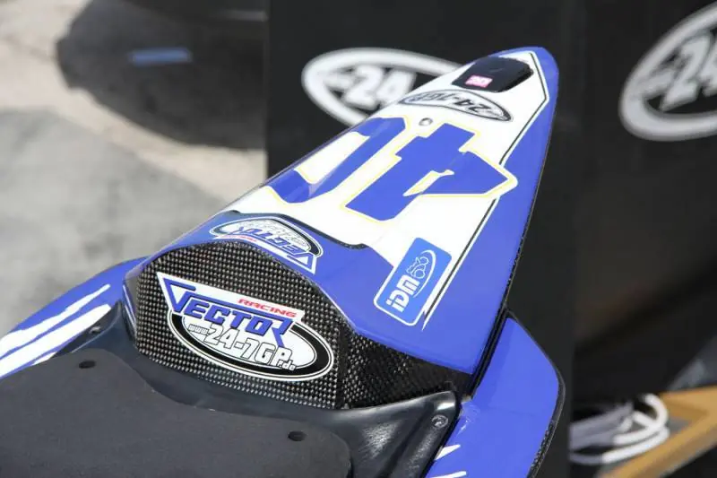 Affordable Carbonin Carbon Fiber SSP Tail Unit 2008-2016 Yamaha YZF-R6