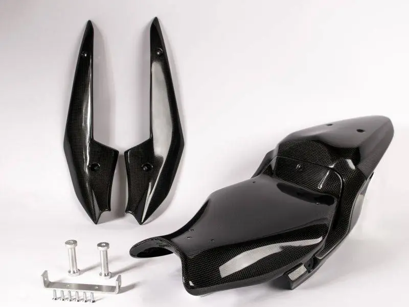 Discount Carbonin Carbon Fiber Tail Unit W/Tank Panels 17-20 Suzuki GSX-R 1000