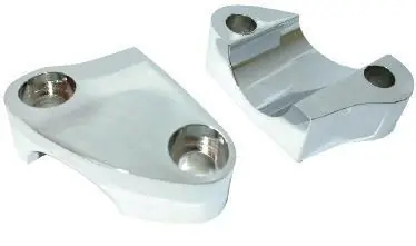 Zodiac Z241026 Early Style Riser Clamps Chrome all FXD/FXDI/FXDWG/FLST Certified