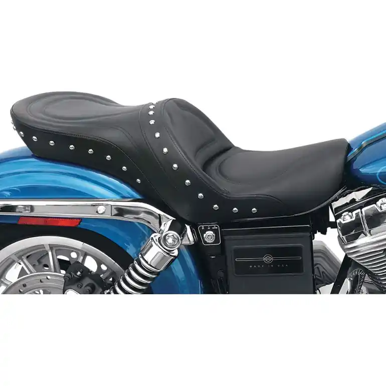 Exclusive 2004-2005 FXD Dyna Explorer™ Special Seat